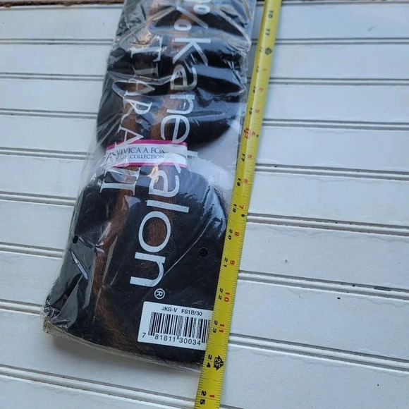 Jumbo Kaneka Braid, 100% Kanekalon color 1B black Vivica Fox Collection FS 1B 30 - Picture 10 of 15